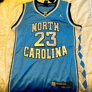 Michael Jordan North Carolina Basketball Jersey - used